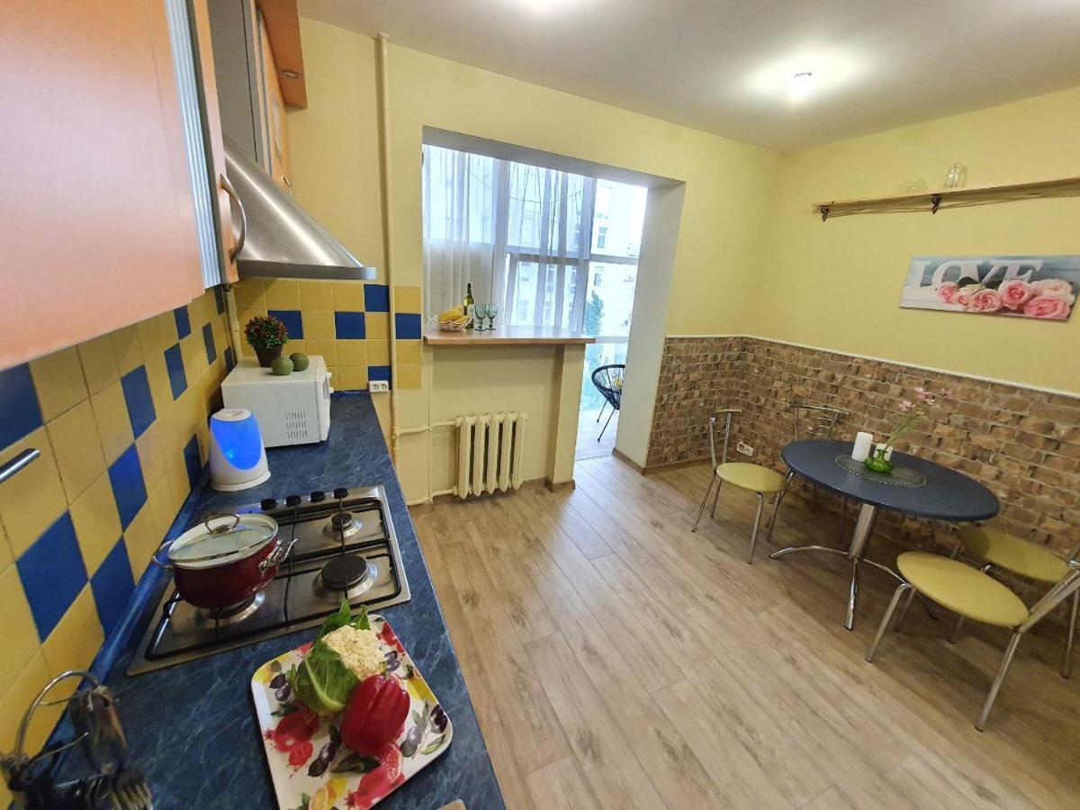 Inn Home Apartments In Kiev Center Экстерьер фото