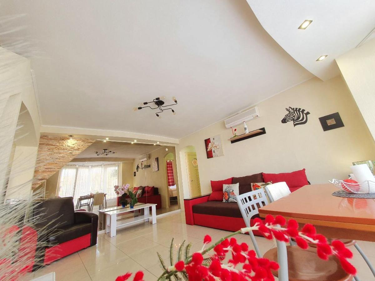 Inn Home Apartments In Kiev Center Экстерьер фото