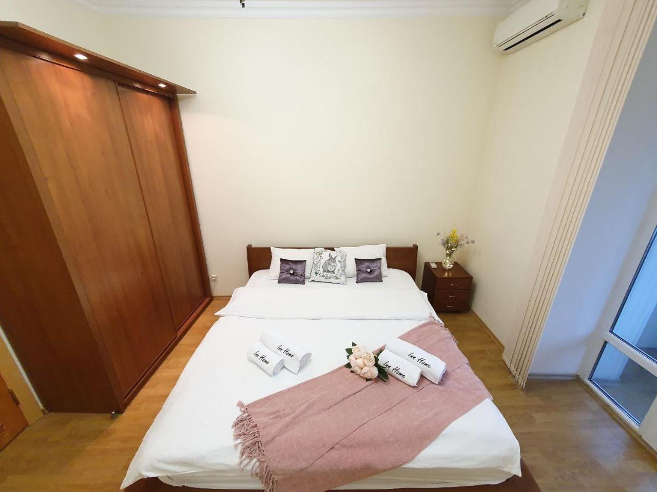 Inn Home Apartments In Kiev Center Экстерьер фото