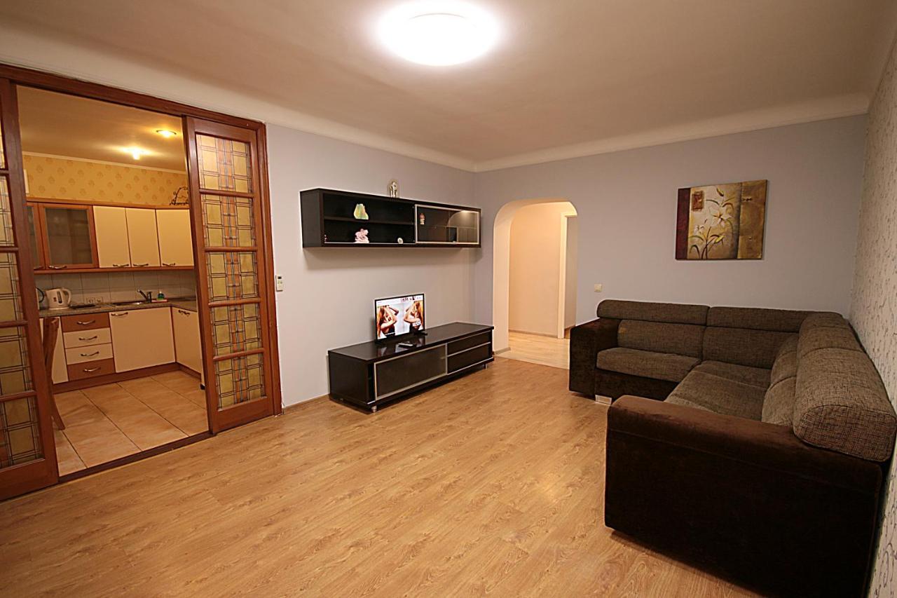 Inn Home Apartments In Kiev Center Экстерьер фото