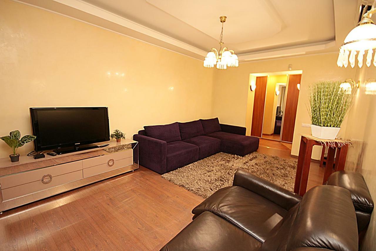 Inn Home Apartments In Kiev Center Экстерьер фото