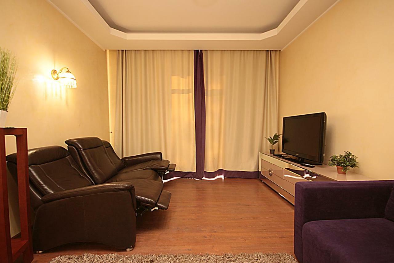 Inn Home Apartments In Kiev Center Экстерьер фото